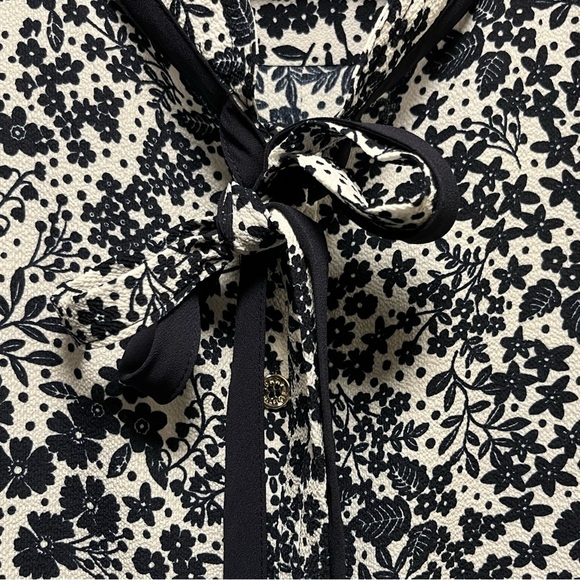 Tommy Hilfiger Navy and White Buttoned Blouse with Mandarin Collar - Picture 5 of 6